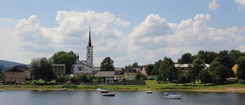 Wellness & Spa Lipno - Frymburk C410 エクステリア 写真
